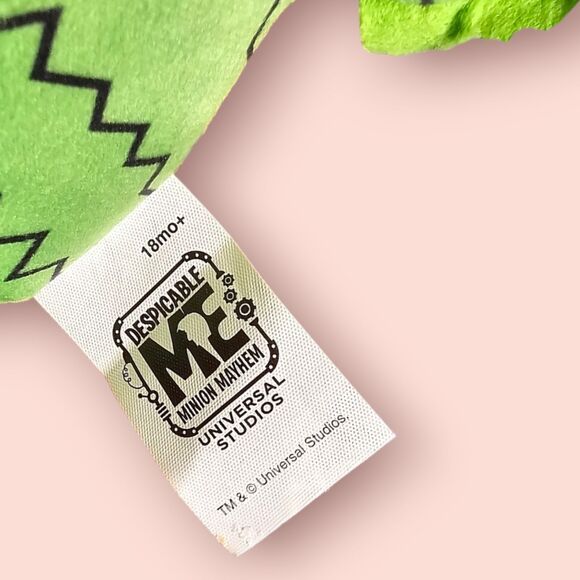 Despicable Me Sea Monster Minion - Picture 3 of 3